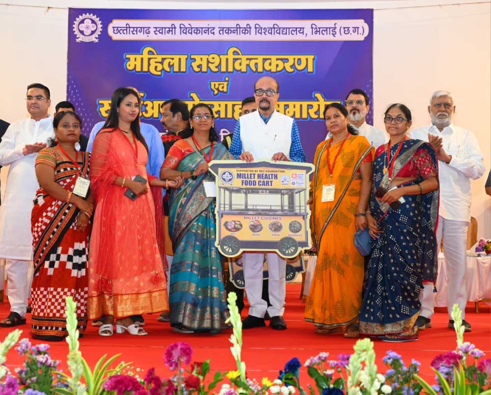 Mahila_01.jpg