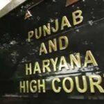 बुजुर्ग की पेंशन का बकाया नहीं दिया, पंजाब हाईकोर्ट ने DEO समेत बैंकरों का वेतन रोका