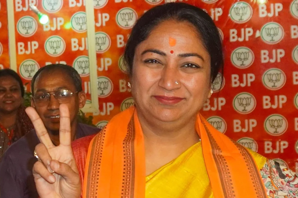 Rekha_Gupta_42_2.jpg