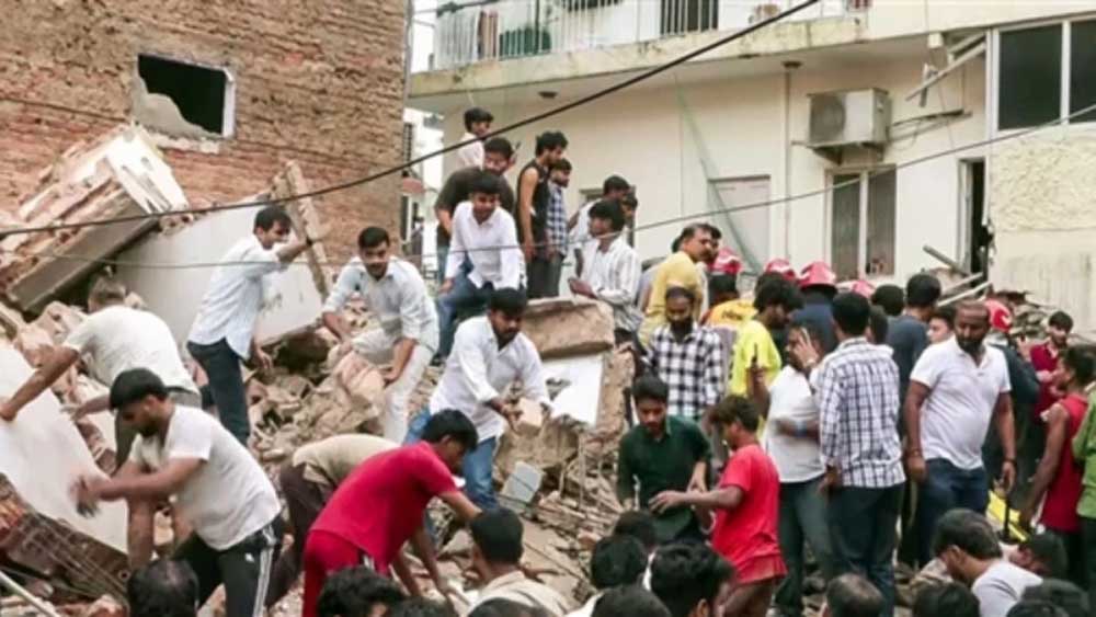 dELHI_01.jpg