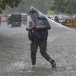 Punjab Weather: जालंधर-पठानकोट में बारिश, चंडीगढ़ में छाए बादल; 5 जिलों में अलर्ट