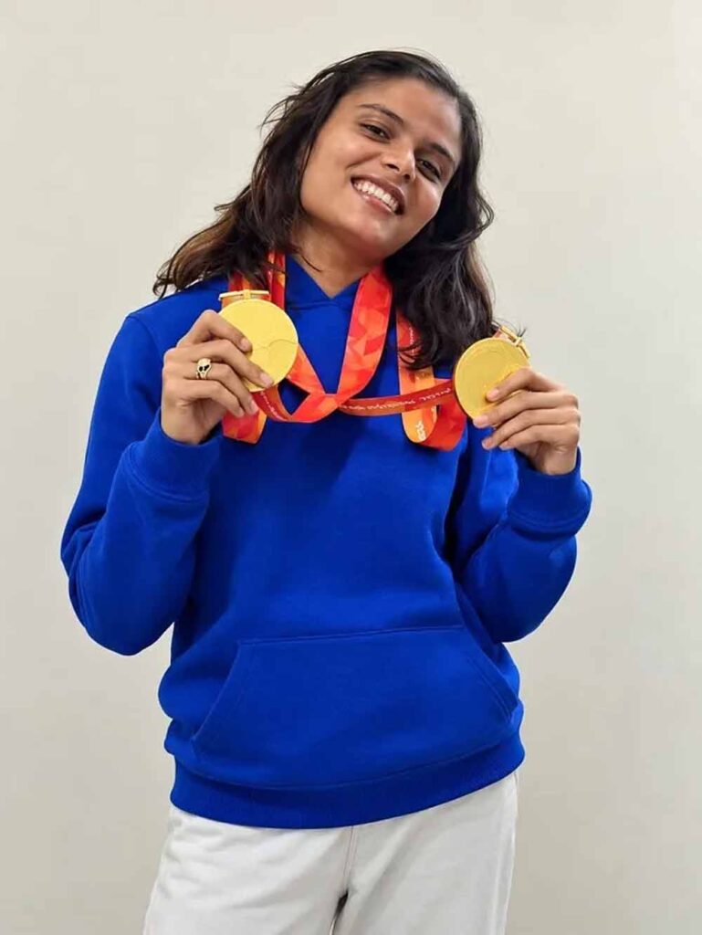 103-24.jpg