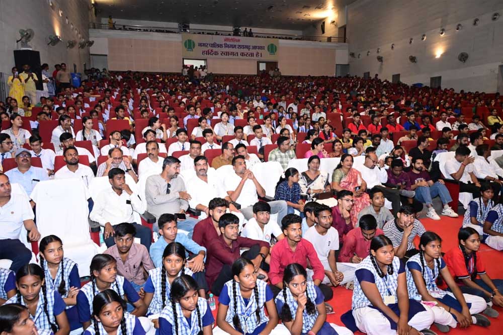 cHOUDRY_02.jpg