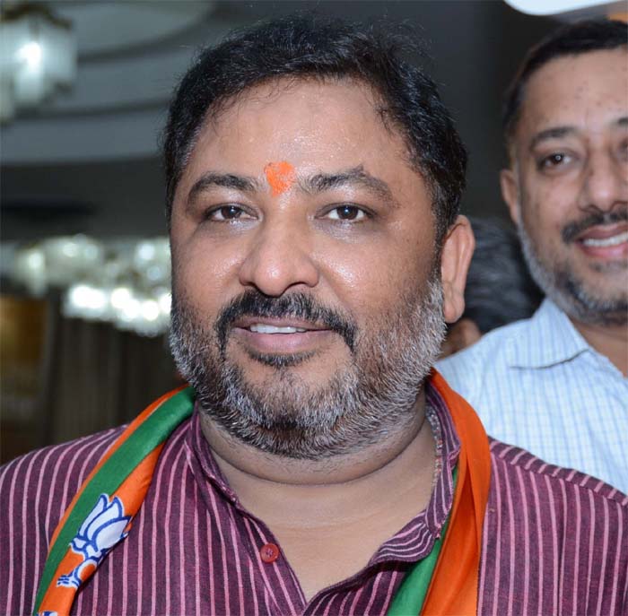 dayasankar1.jpg