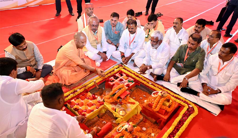 yogi4-2.jpg